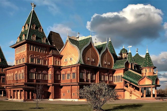 Теремной дворец Алексея Михайловича – современная реконструкция